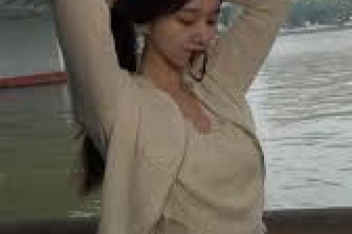 57岁农民歌手朱之文亮相摇滚音乐节真唱不假唱：这才是真正的摇滚精神！